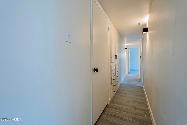 Building Photo - 2028 S College Ave