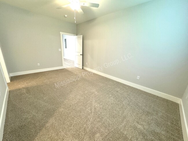 Building Photo - 3BD/3.5BA FOR RENT IN THE RESERVE
