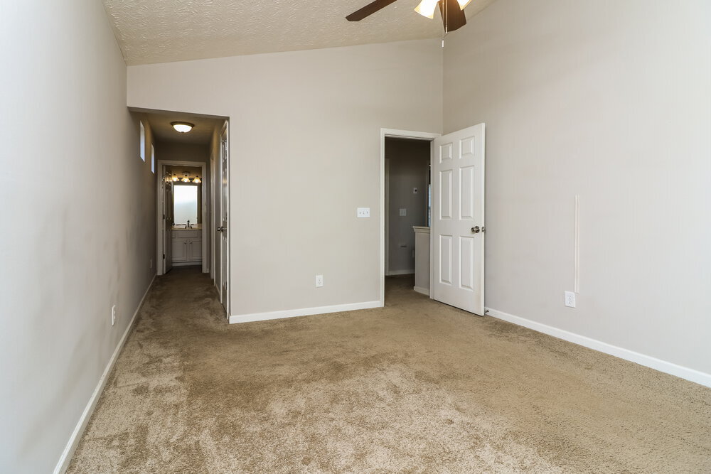 Building Photo - 141 Oak Grove Pl