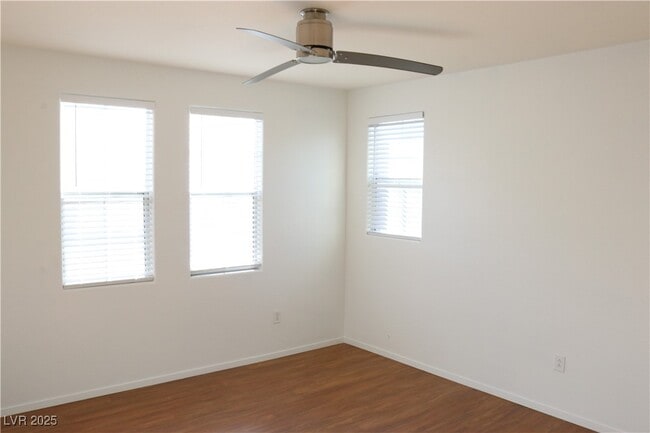 Building Photo - 50 Aura de Blanco St