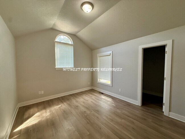 Building Photo - 1013 Renee Lynde Dr