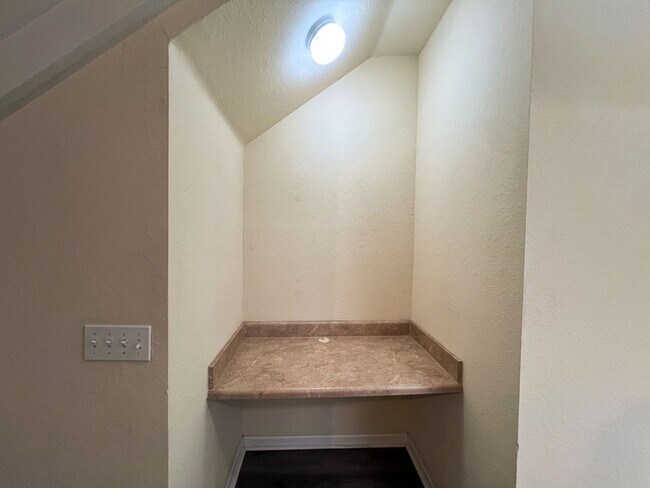 Building Photo - 2/2.5 Town Home in Magnolia Place Available NOW! *Approved Application*