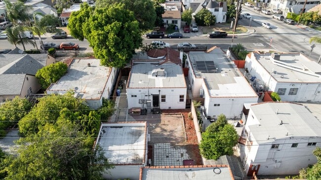 Building Photo - 2668 Hope St