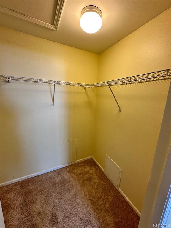 Building Photo - 39700 Rockcrest Ln