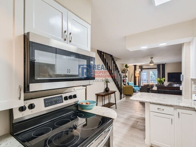 Building Photo - 2785 E Nichols Cir