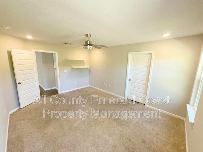 Building Photo - 94 American Ct