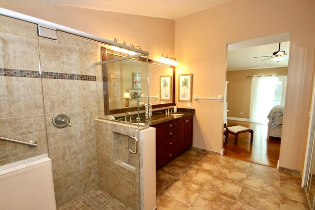 Building Photo - 5772 White Acres Ln