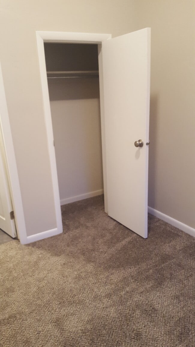 Building Photo - 6th Street, LLC