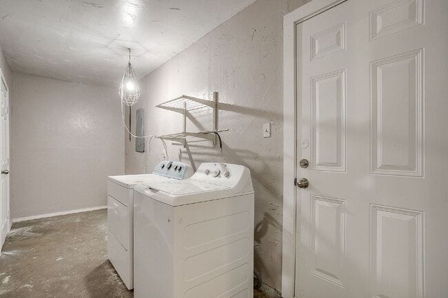 Building Photo - Coming Soon! MCM Benbrook Retreat