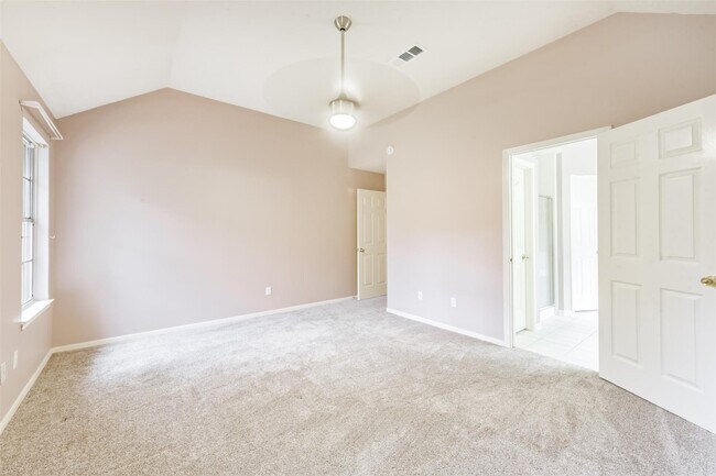 Building Photo - 15002 Chestnut Falls Dr