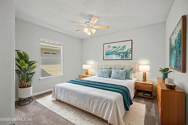 Building Photo - 1290 Ardmore St