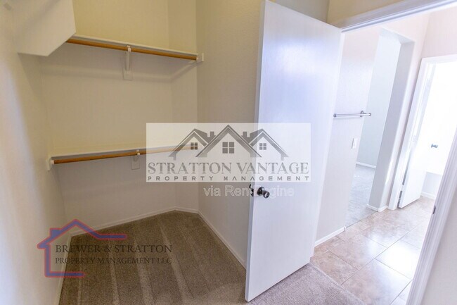 Building Photo - 3533 W Sousa Ct