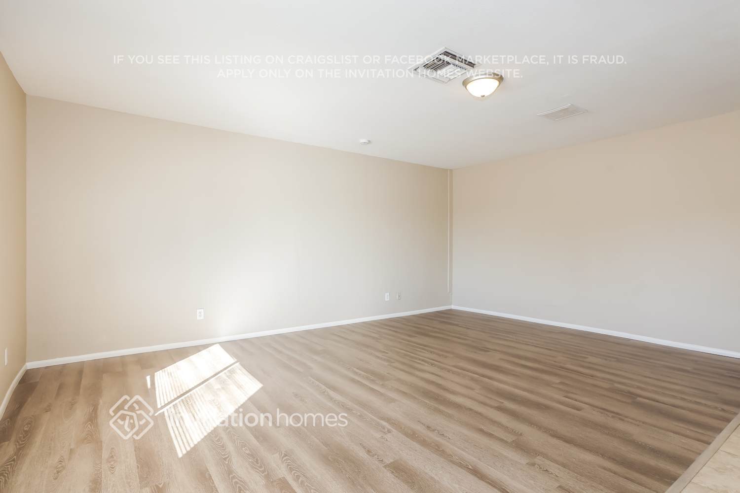 Building Photo - 3502 W Acoma Dr