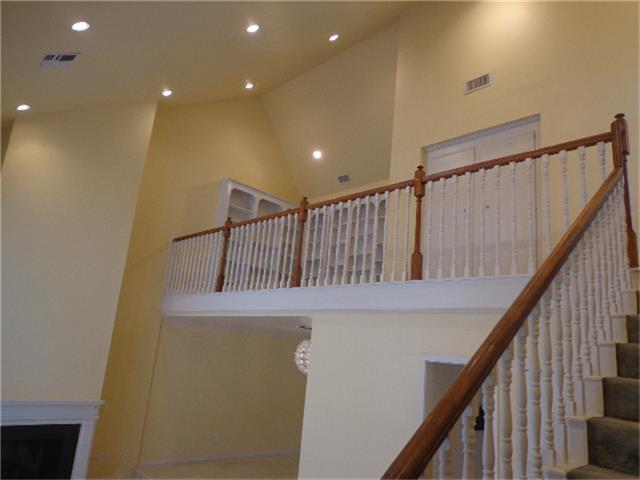 Building Photo - 2219 Nantucket Dr