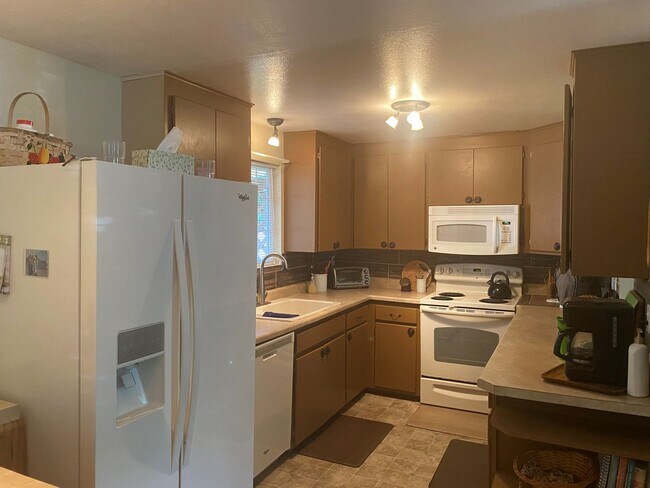 Building Photo - 4 Bed 2 Bath Home in Monroe