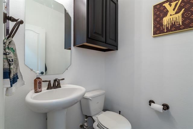 Building Photo - 4157 Comanche Dr