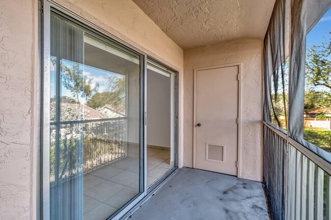 Building Photo - 8431 Royal Palm Blvd