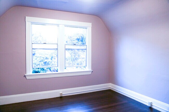 Bedroom One - 55 Hamilton Pl