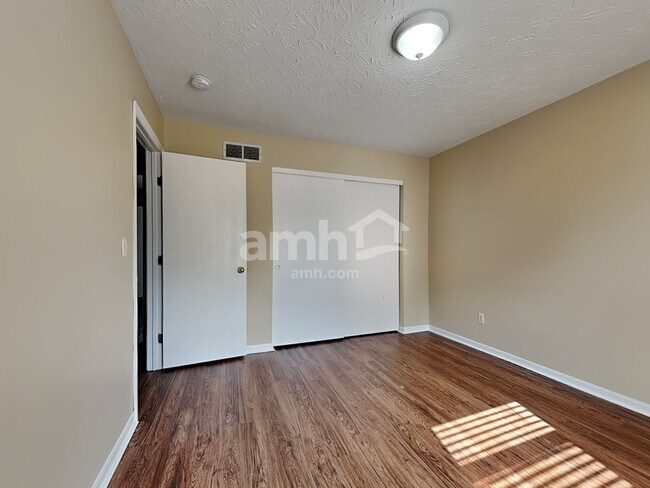 Building Photo - 420 Granny Smith Ln