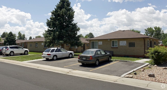 Building Photo - Kendall Street Apartments