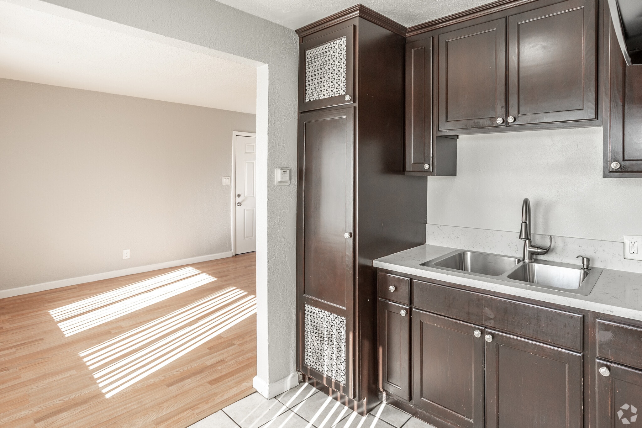 1BR, 1BA - 468SF - Kitchen/Dining Room - 819 W 137th St