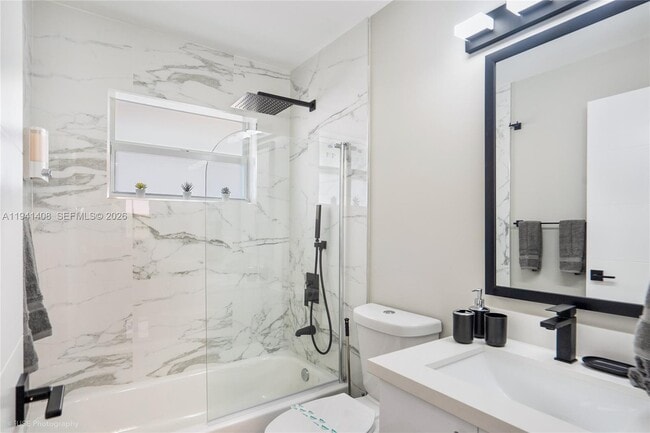 Building Photo - 1035 NW 48th St