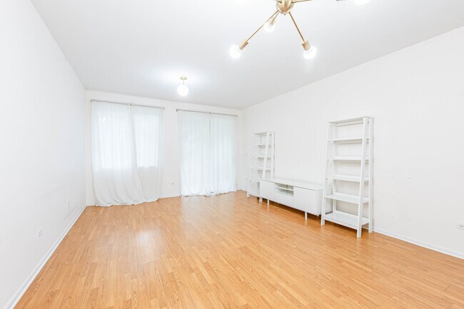 Building Photo - 2965 Stockton Ct