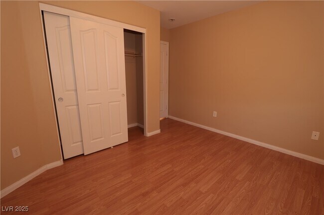 Building Photo - 5940 Feral Garden St