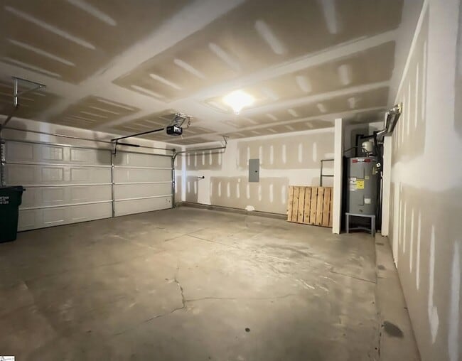 Building Photo - 4060 Garrison Ln