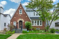 Building Photo - 651 Brier St