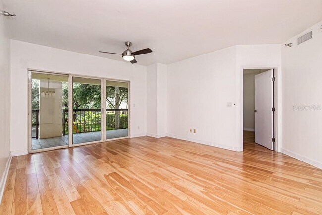 Building Photo - 1002 S Harbour Island Blvd