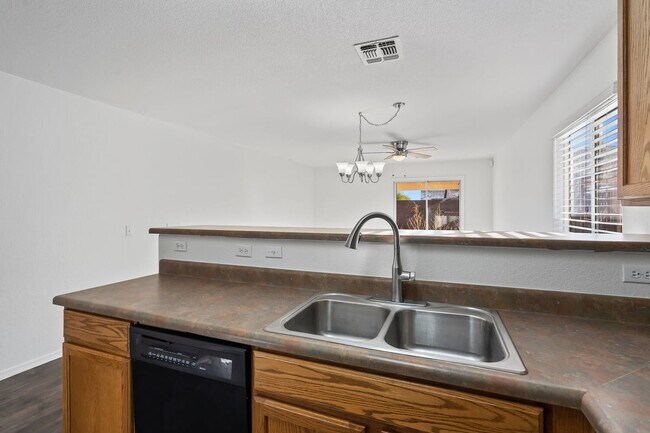 Building Photo - 6653 S Via Vista De Santa Cruz