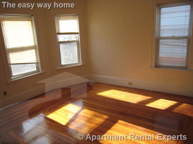 Building Photo - 49 Conwell Ave