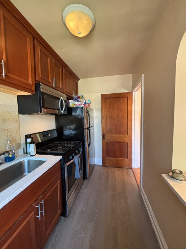 Building Photo - 1429 Martha Washington Dr