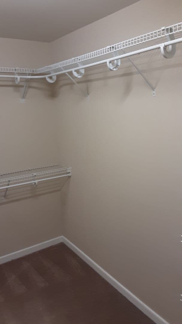 Building Photo - Beautiful three bedroom two-and-a-half bat...
