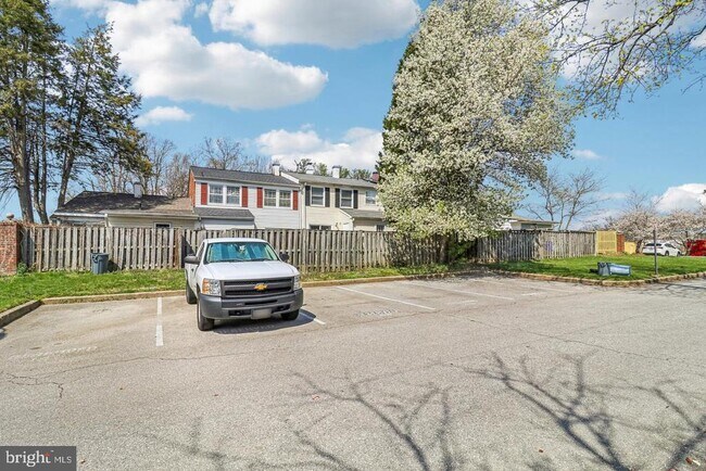 Building Photo - 12705 Marquette Ln