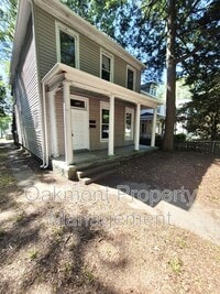 Building Photo - 3209 3rd Ave