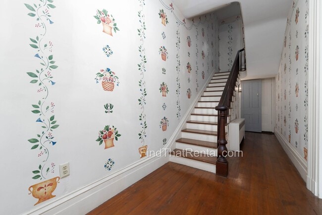 Building Photo - AVAILABLE NOW! Restored historic downtown Carlisle rental with fenced yard, pond, balcony, and ha...