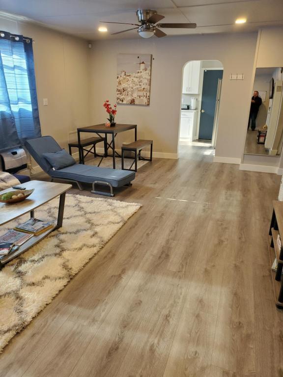 Building Photo - 9590 2nd Ave