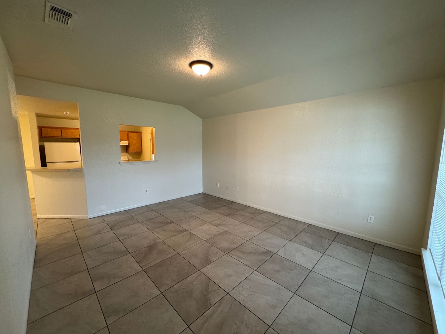 Building Photo - 2609 Vernice Loop