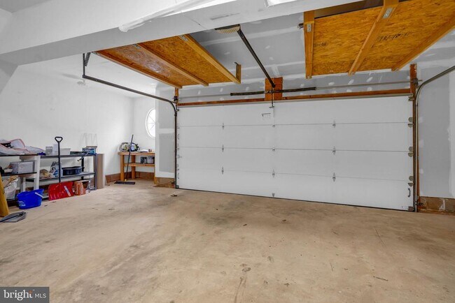 Building Photo - 20863 Cosworth Terrace