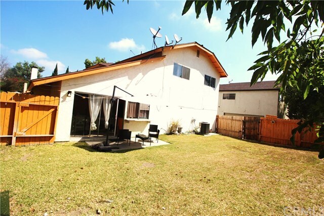 Building Photo - 2326 Lindsey Ct