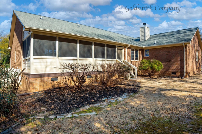 Building Photo - 208 Yellow Poplar Ct