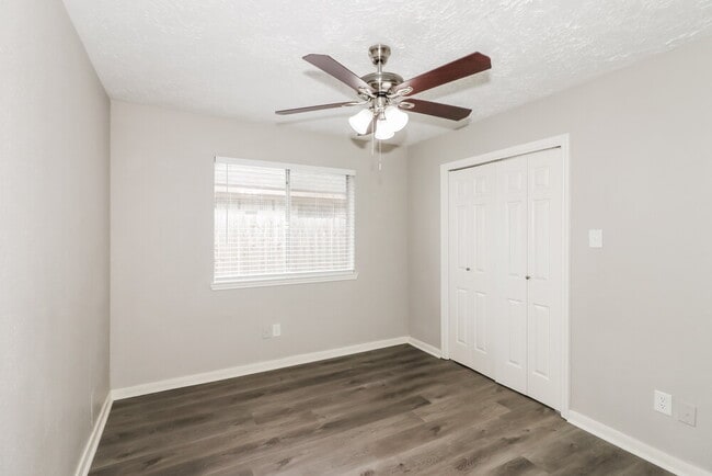 Building Photo - 1515 Windys Way