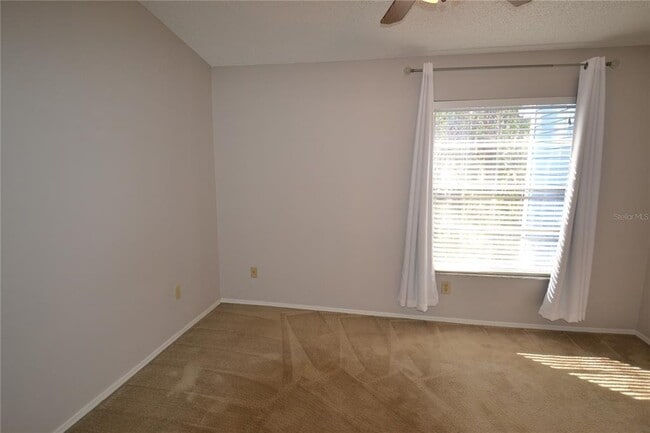 Building Photo - 3379 Fox Hunt Dr