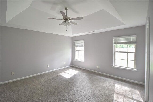 Building Photo - 161 Hideaway Ln