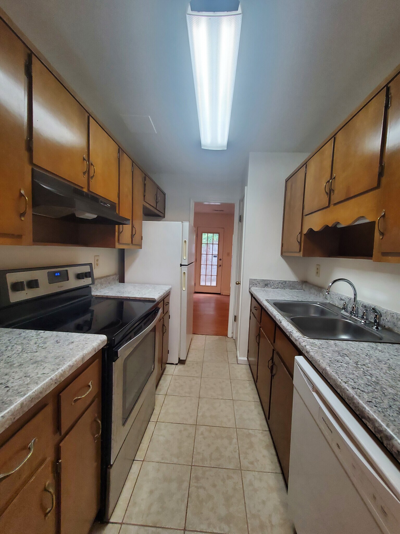Building Photo - 1716 14th Ter S