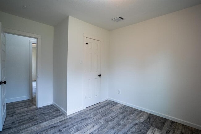 Building Photo - 689 Wilderness Trail