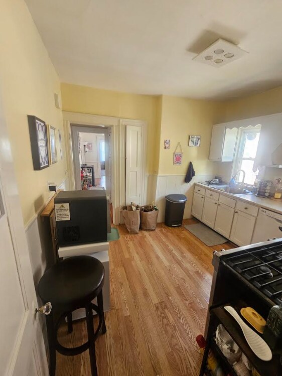 Building Photo - 34 Sunset Rd