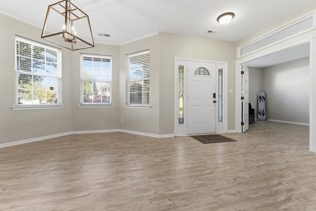 Building Photo - 3688 Cainhoy Ln